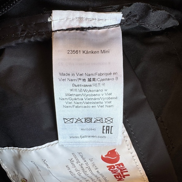 Fjallraven Kanken Mini Backpack Black - Picture 7 of 11
